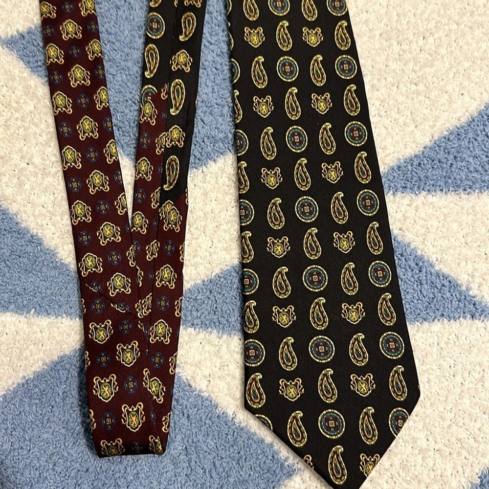 Tommy Hilfiger 100% Italian Silk Tie - Picture 2 of 3
